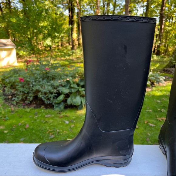 Black Kamik Rain Boots - Size 7 - Picture 8 of 11